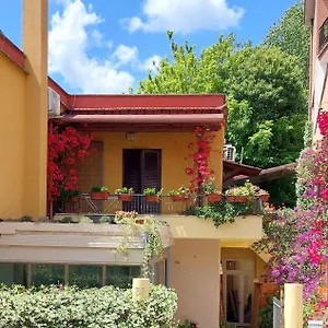 https://carla-house-beautiful-apartment-on-the-cassia.it-romehotels.com